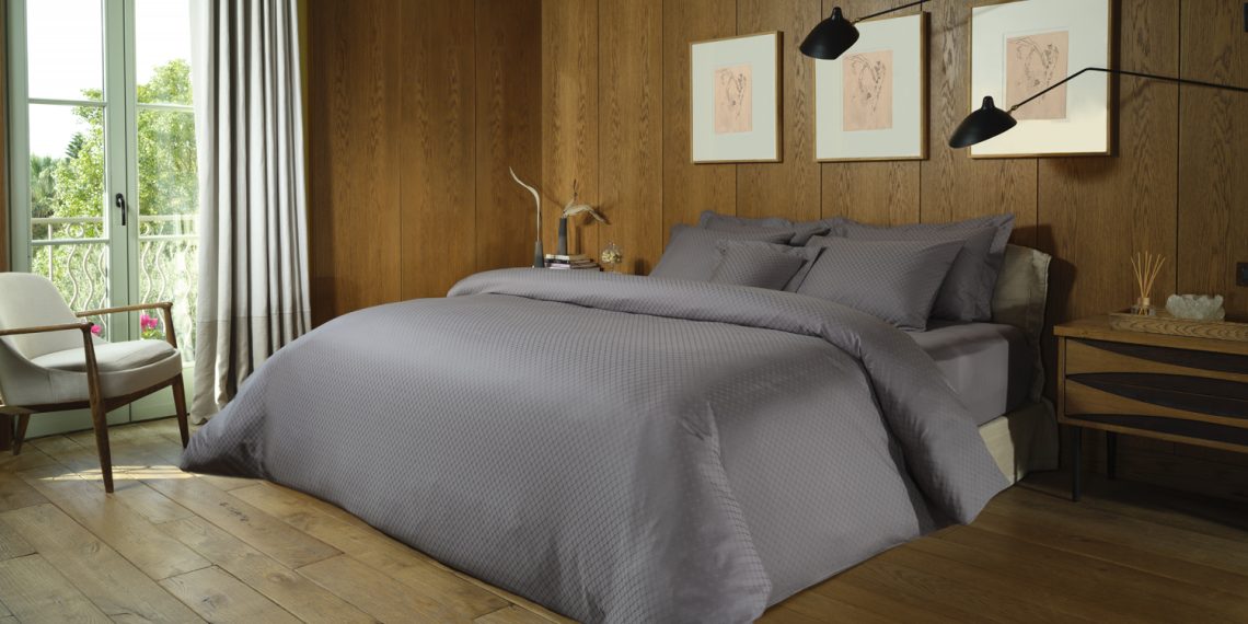 An elegant silhouette in the bedrooms:  Valeron Lia Duvet Cover Set!
