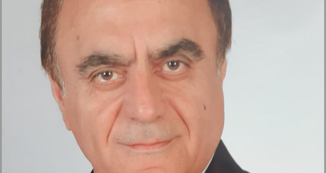 BÜYÜLEYİCİ GÜZELLİK EBRU SANATI