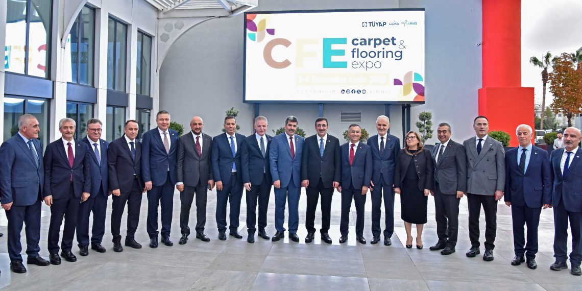 Halı ve Zemin Kaplamaları Fuarı, dünya halı devlerinin gövde gösterisine sahne oldu