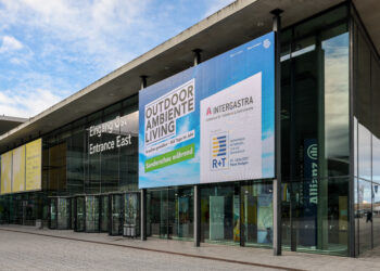 OUTDOOR. AMBIENTE. LIVING. showcasing weather protection systems